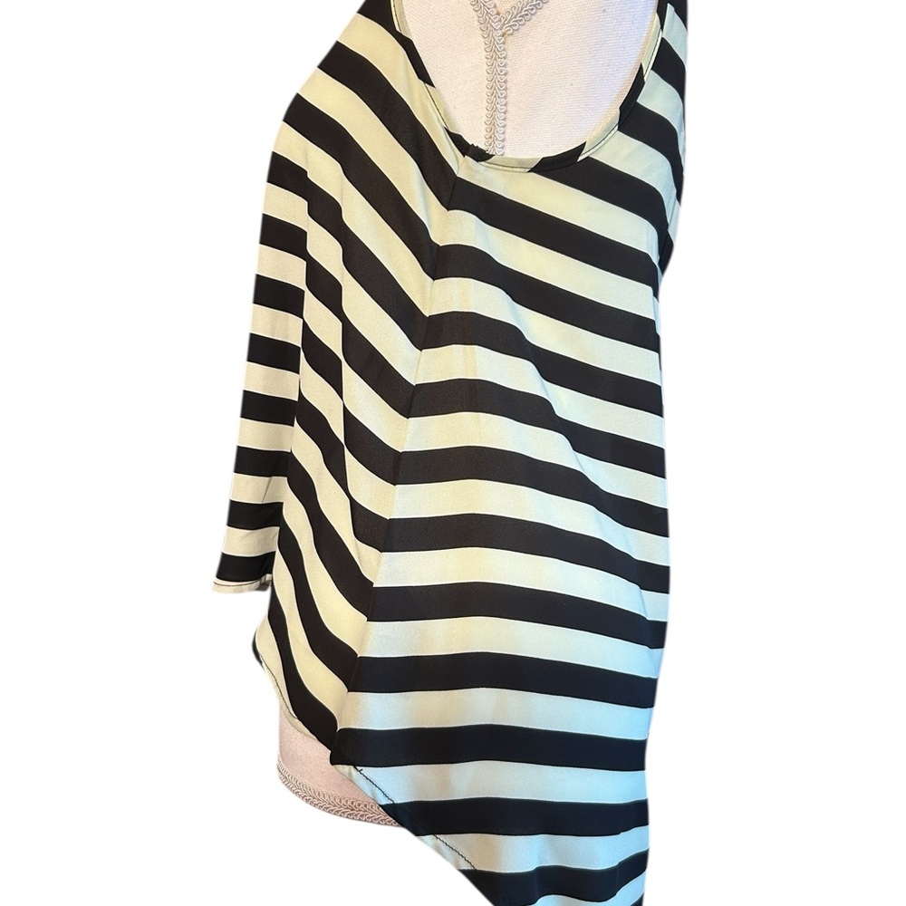 Forever 21 Striped Tank Top - Picture 4 of 8